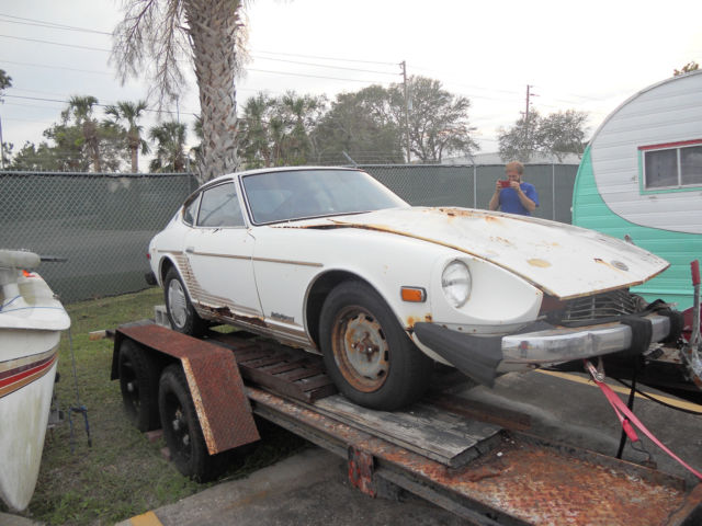 1976 Datsun 280Z 5 speed - 35K miles - Barn Find project 1976 Datsun Z-Series
