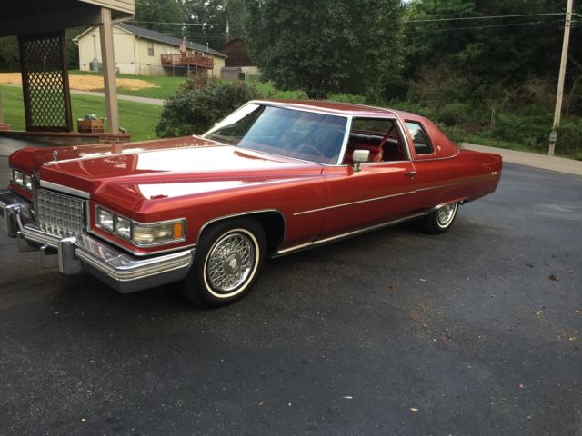 1976 Cadillac DeVille LEATHER - photo 2