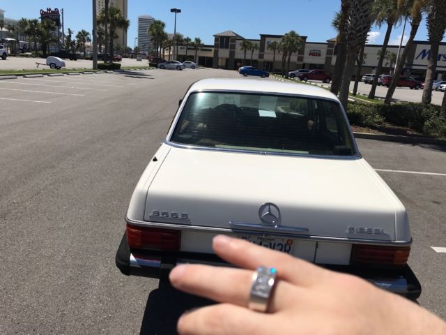 1976 Mercedes-Benz 300-Series 300d - photo 10