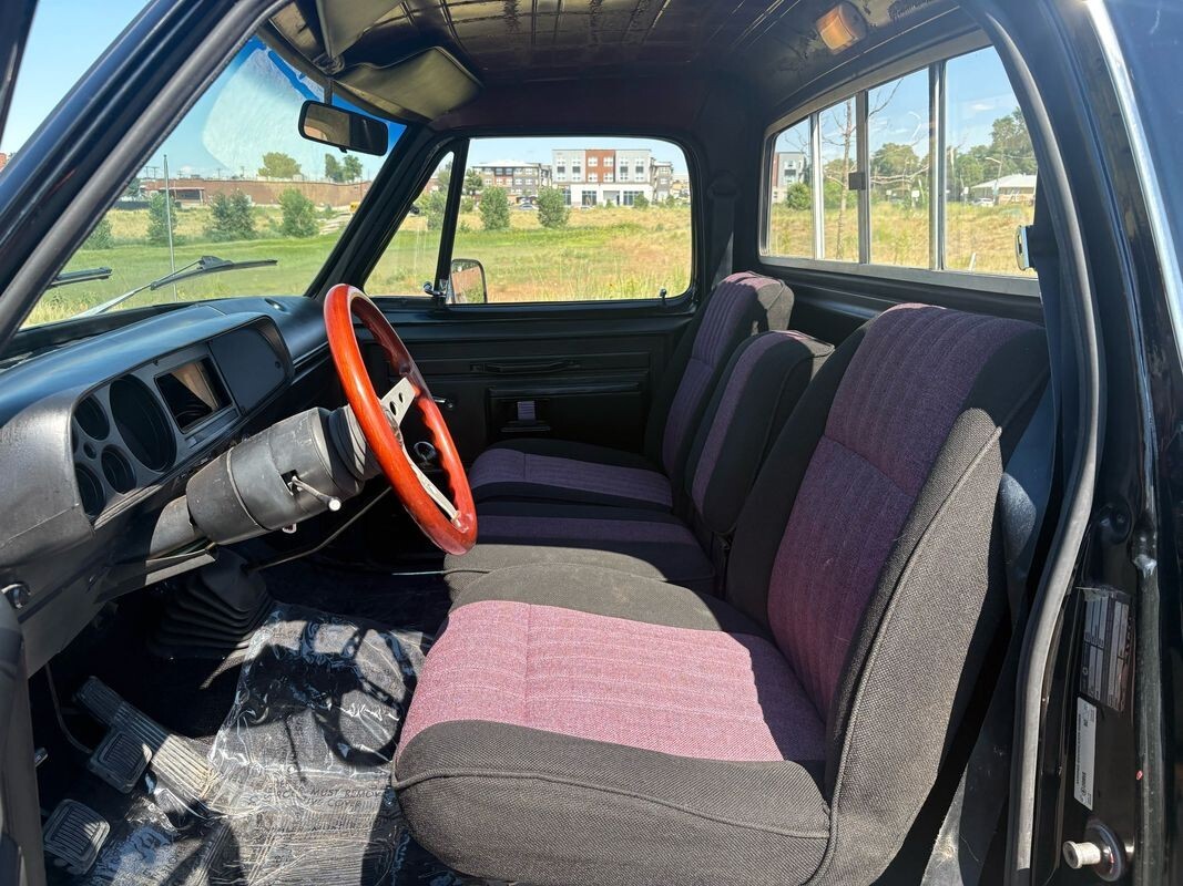 1976 dodge 100 very clean short box - photo 8