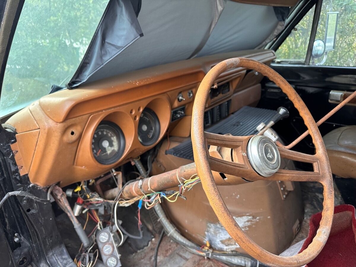 1976 Dodge B100 Van 318 V8 Handicap Equipped 40K Miles Original - photo 10