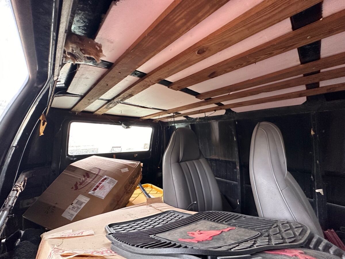 1976 Dodge B100 Van 318 V8 Handicap Equipped 40K Miles Original - photo 5