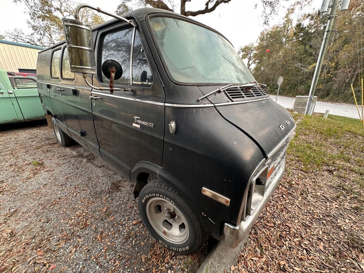 1976 Dodge B100 Van 318 V8 Handicap Equipped 40K Miles Original - photo 7