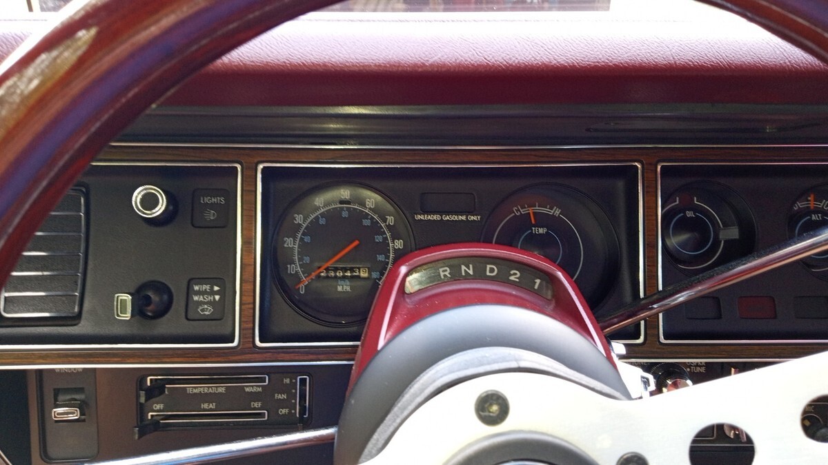 1976 Dodge Charger - photo 9