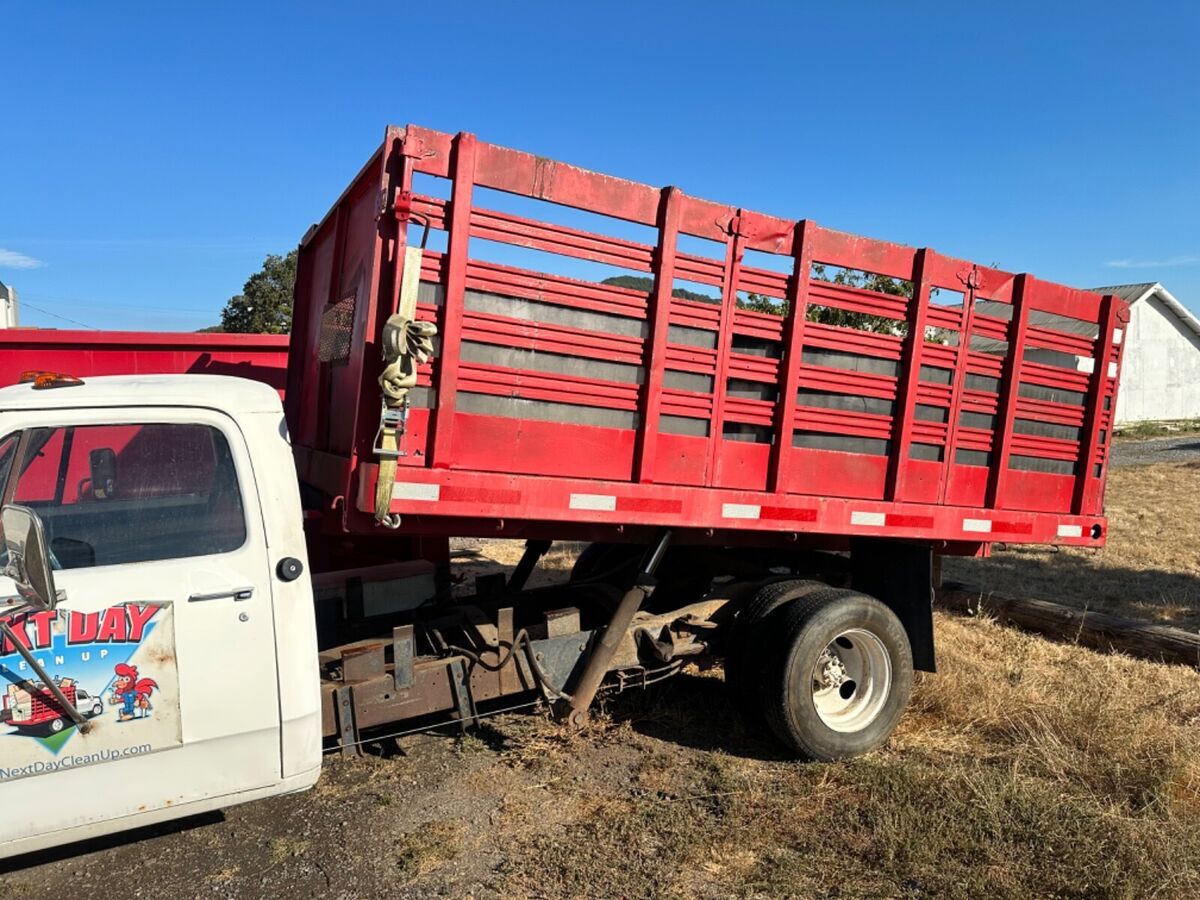 1976 Dodge D300 - photo 2