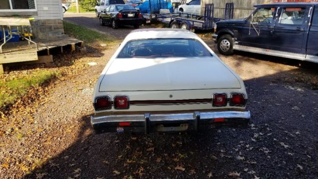 1976 Dodge Dart 2 door sport trim - photo 3