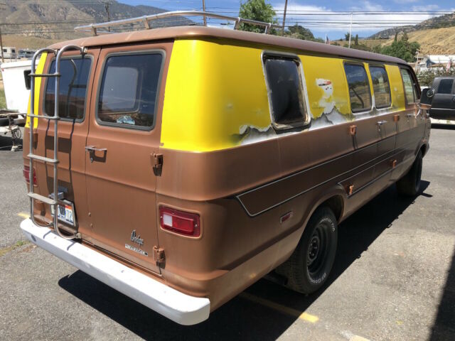 1976 Dodge B200 Van - photo 10