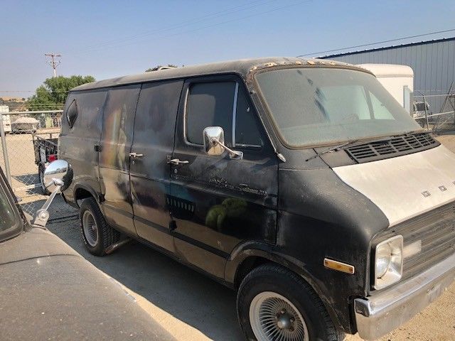 1976 Dodge B200 Van - photo 2
