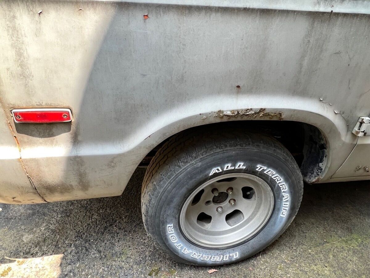 1976 Dodge Van B200 Tradesman - photo 7