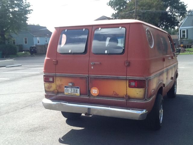 1976 Dodge Tradesman 200 - photo 4