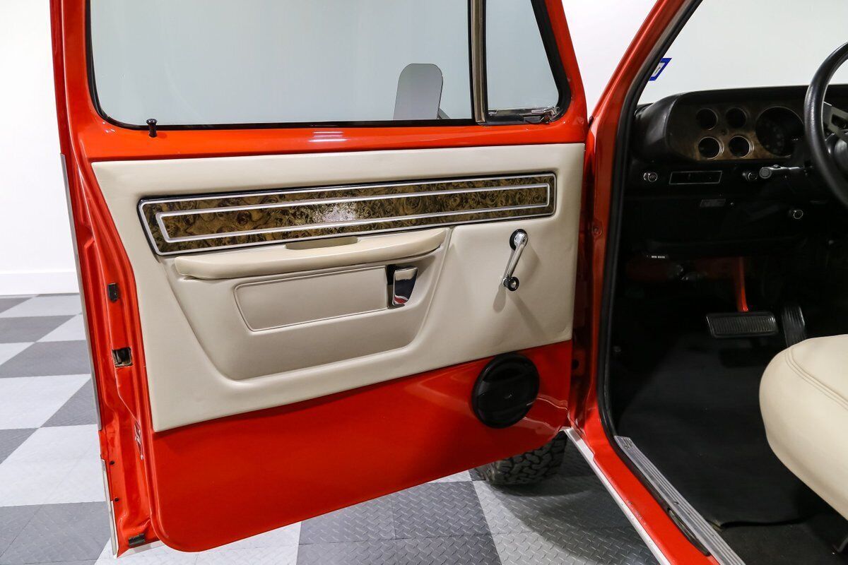 1976 Dodge W100 - photo 13