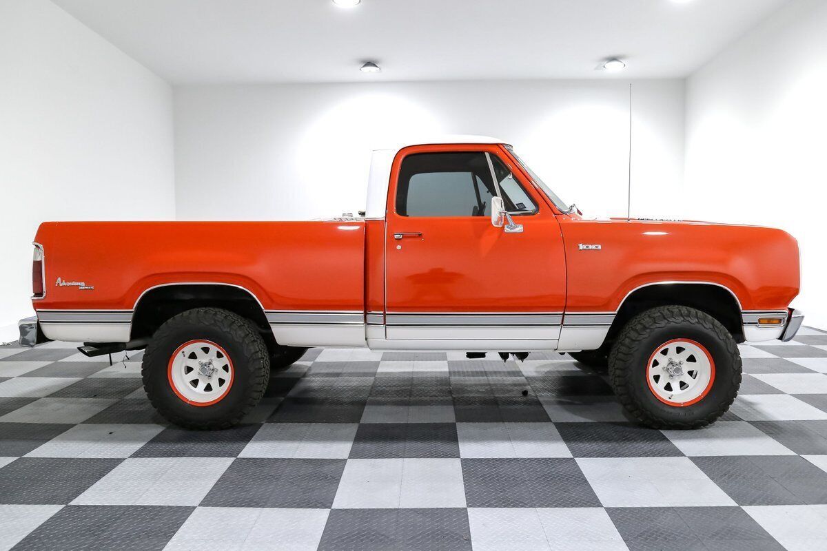 1976 Dodge W100 - photo 8