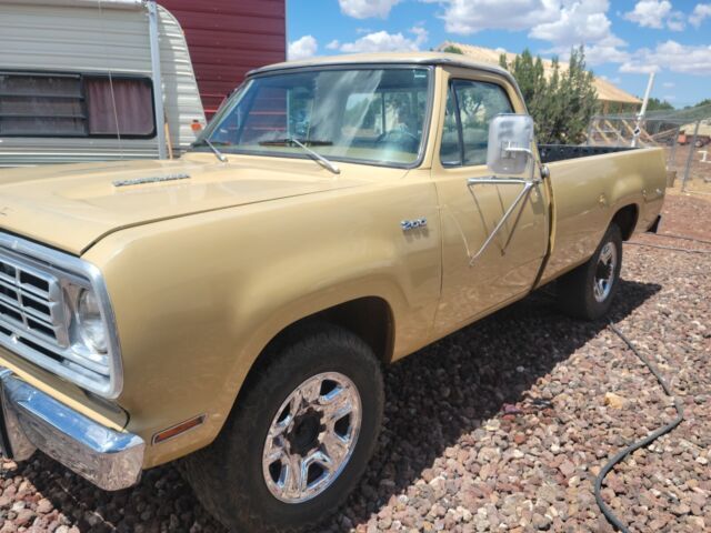 1976 dodge w200 pickup base cab 440 ci 1976 Dodge Power Wagon