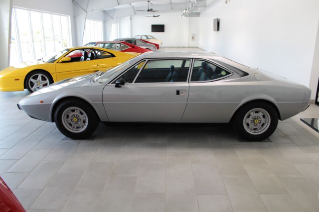1976 Ferrari 308 GT4 - photo 6