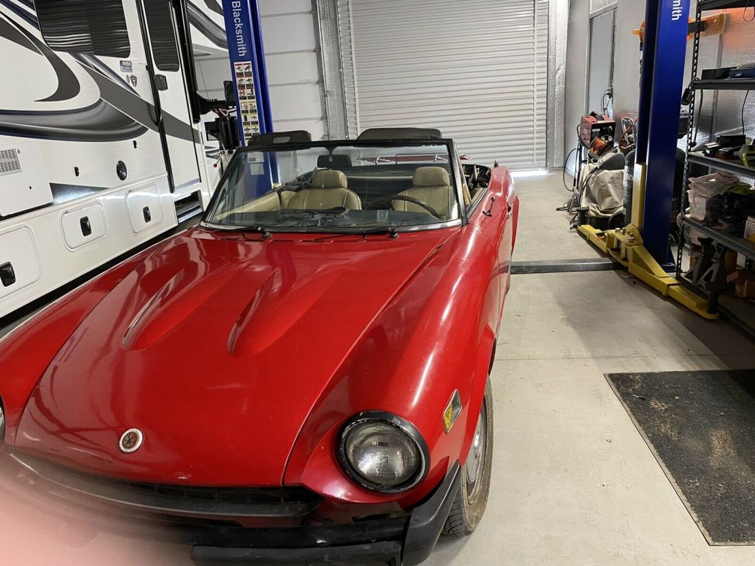 1976 Fiat 124 Spider 1800 Convertible Red RWD Manual sport 1976 Fiat 124 Spider 1800 sport