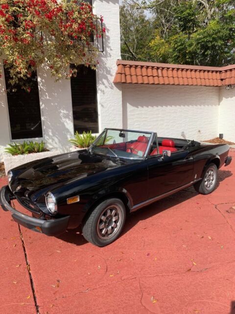 1976 Fiat 124 Spider - photo 2