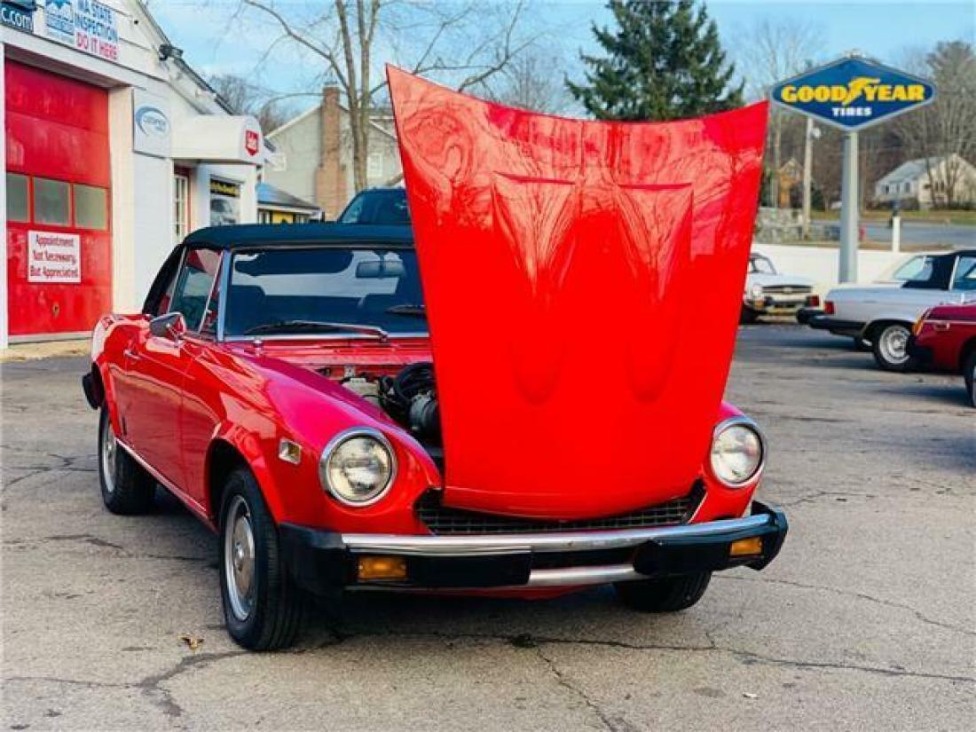 1976 Fiat 124 Spider - photo 10