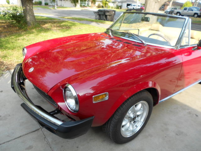 1976 Fiat 124 Spider - photo 2