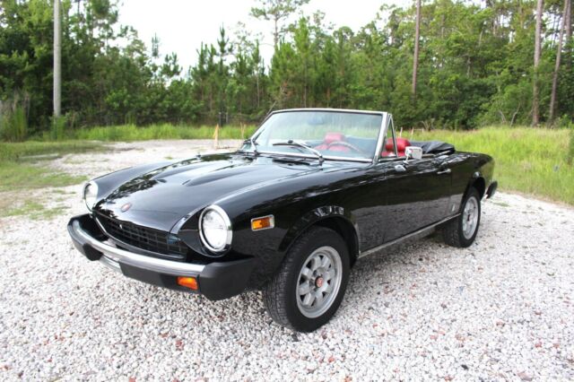 1976 Fiat 124 Spider Convertible Sport 1800 Pininfarina 120+ HD Pictures Spyder 1976 Fiat 124 Spider Convertible Sport 1800 Pininfarina 120+ HD Pics