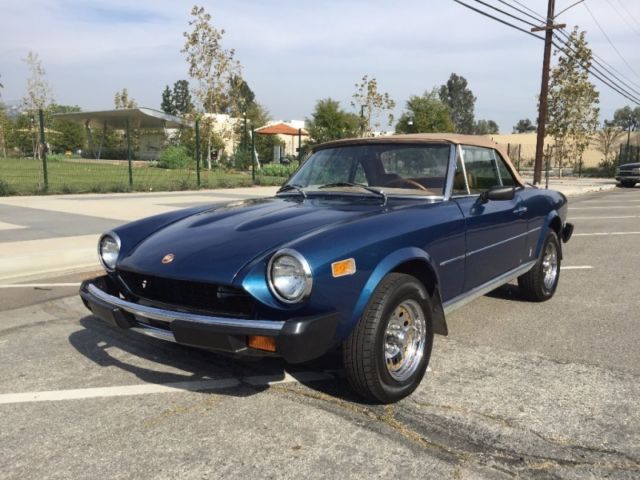 1976 Fiat Spider 1800 --