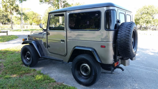 1976 Toyota Land Cruiser Truck - photo 2