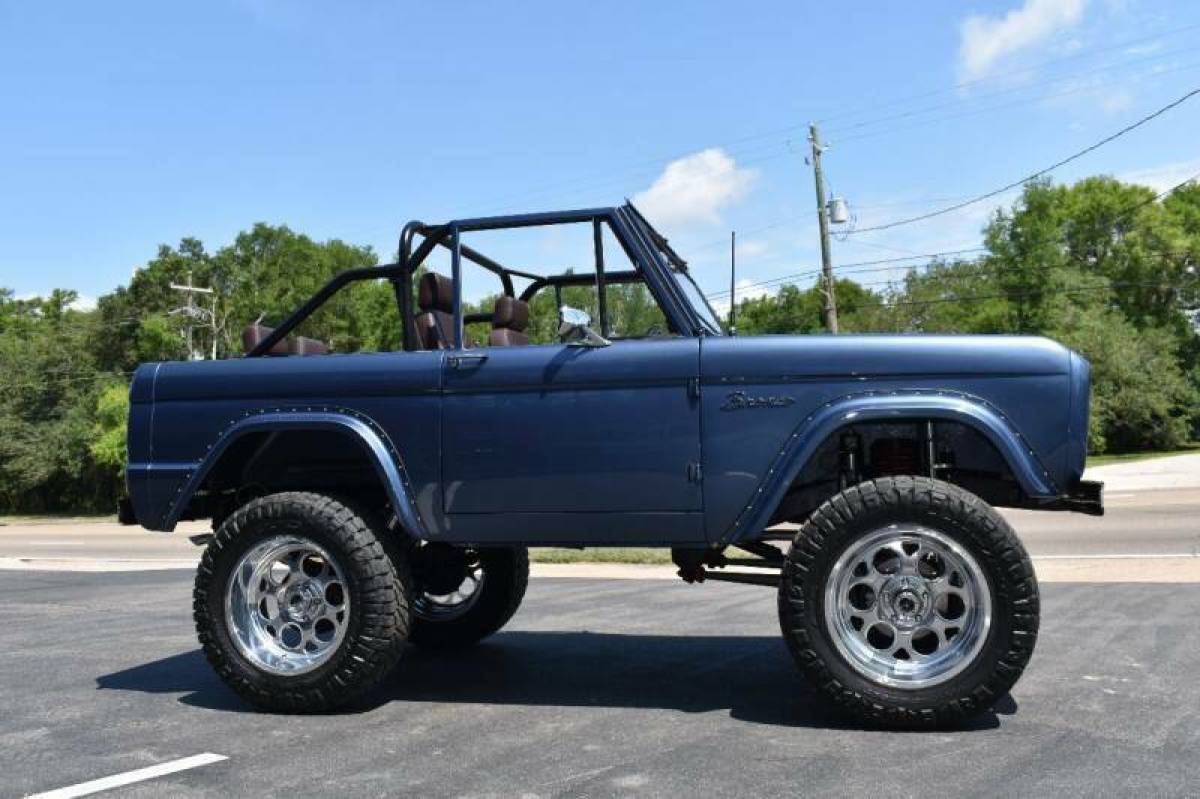 1976 Ford Bronco Custom - photo 10