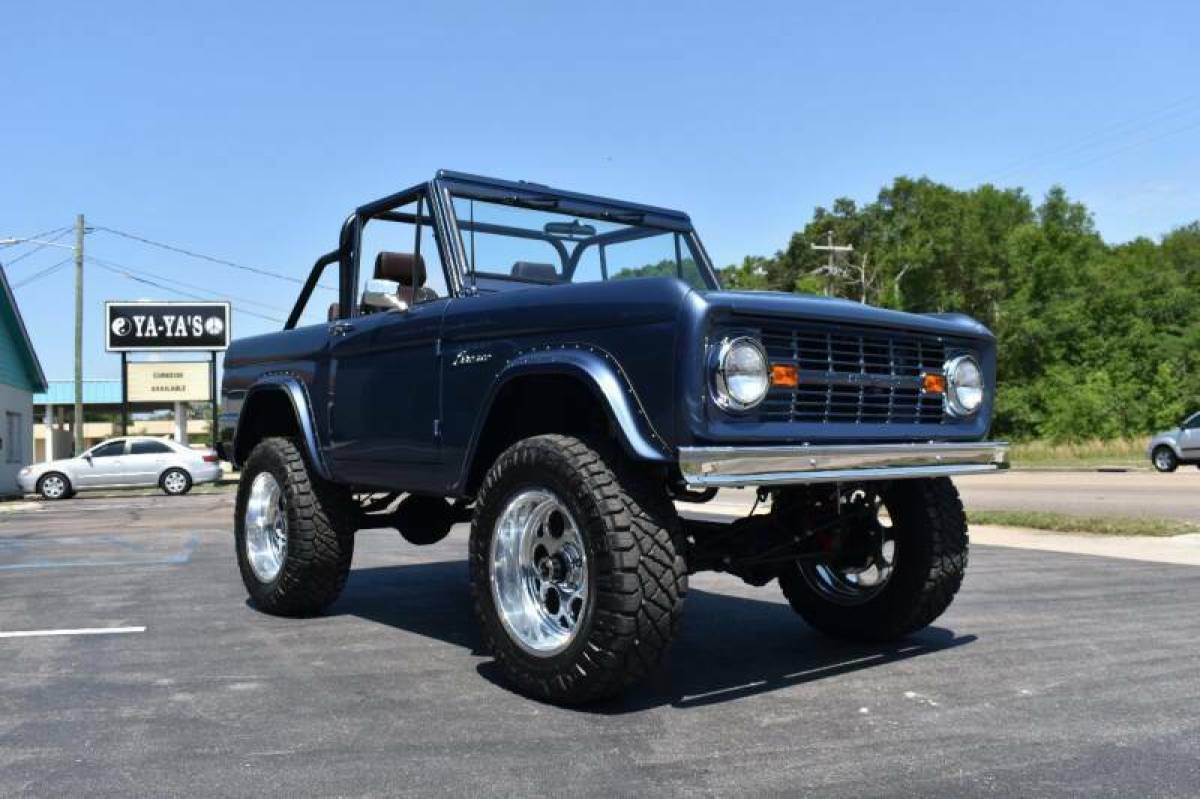 1976 Ford Bronco Custom - photo 8