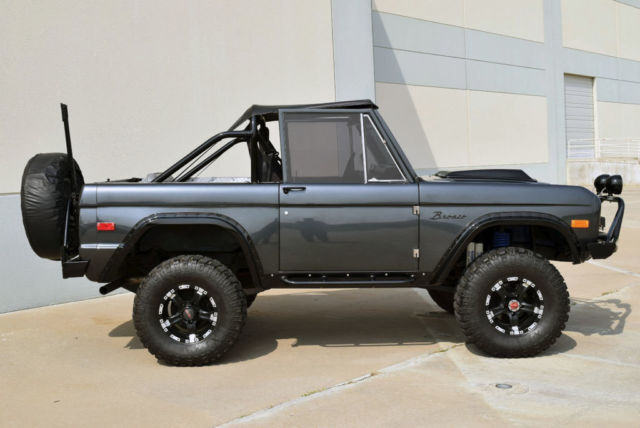 1976 Ford Bronco Sport 4x4 - photo 8