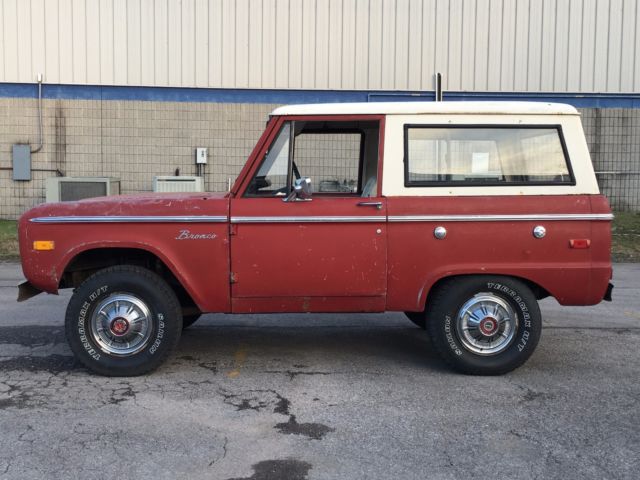 1976 ford bronco, uncut, solid, 302, PS, PDB, 3speed, 4x4 1976 Ford Bronco Base trim