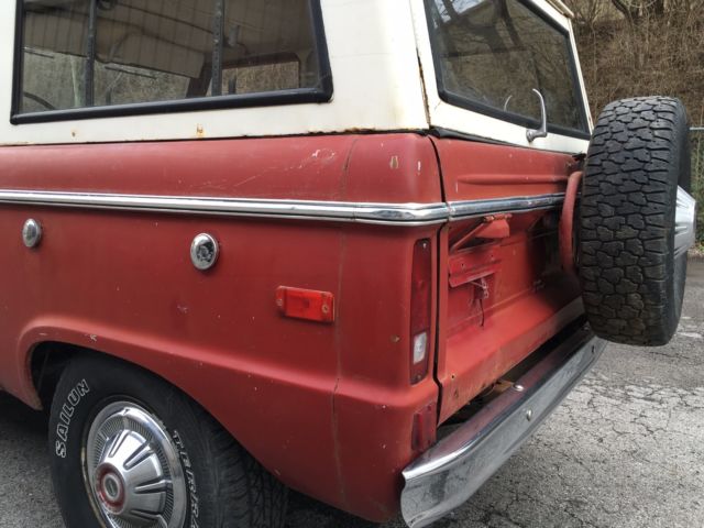 1976 Ford Bronco Base trim - photo 3