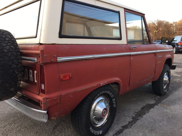 1976 Ford Bronco Base trim - photo 4