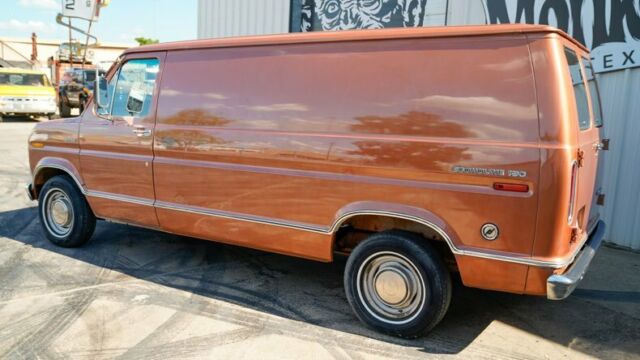 1976 Ford E150 Econoline Chateau - photo 10