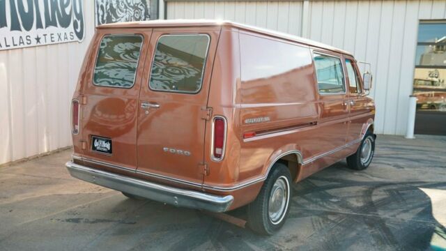 1976 Ford E150 Econoline Chateau - photo 12