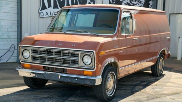 1976 Ford E150 Econoline Chateau - photo 2