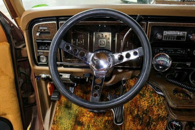 1976 Ford E-Series Van -- - photo 12