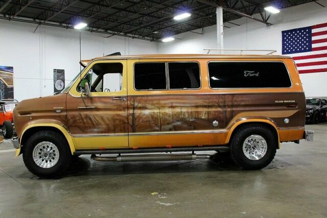 1976 Ford E-Series Van -- - photo 2