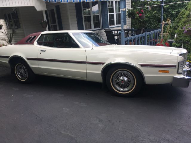 1976 Ford Elite
