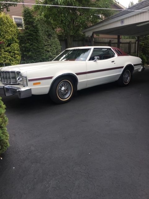 1976 Ford Elite - photo 2