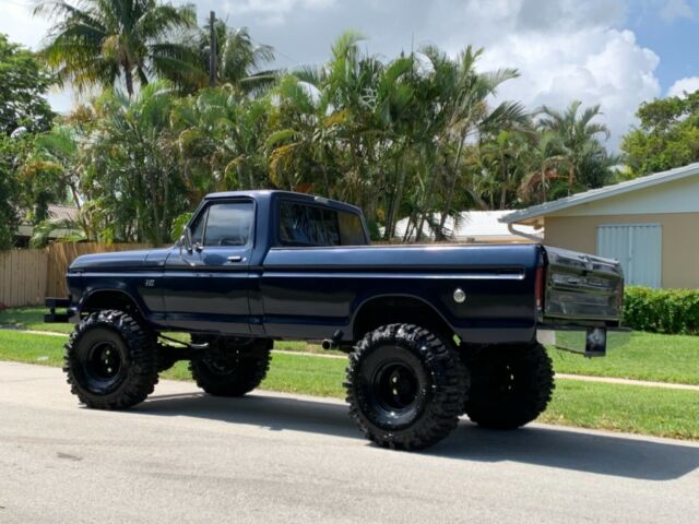 1976 Ford F-100 Classic Survivor 4x4 Lifted Pickup Truck - photo 3