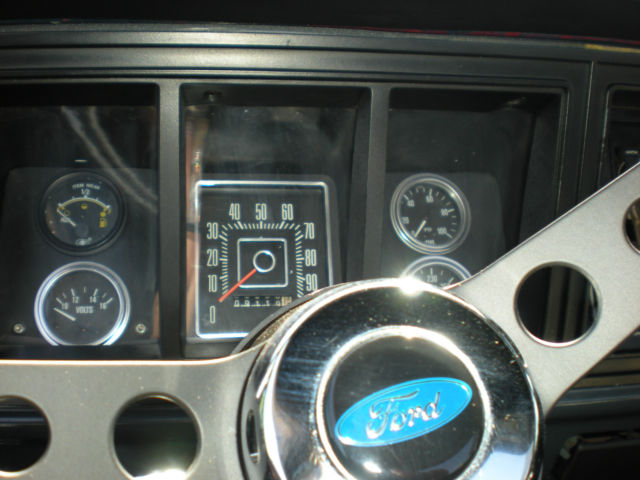 1976 Ford F-100 Ranger XLT Standard Cab Pickup 2-Door - photo 10