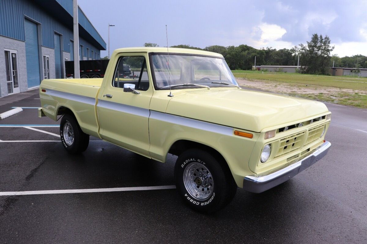 1976 Ford F-100 Restored Pickup Truck Automatic F100 80+ HD Pics - photo 6