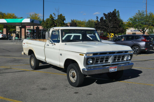 1976 Ford F-150 Custom - photo 2