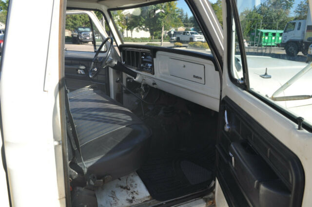 1976 Ford F-150 Custom - photo 4