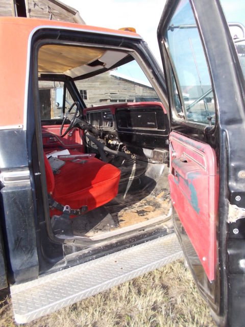 1976 Ford F-250 Custom + - photo 5