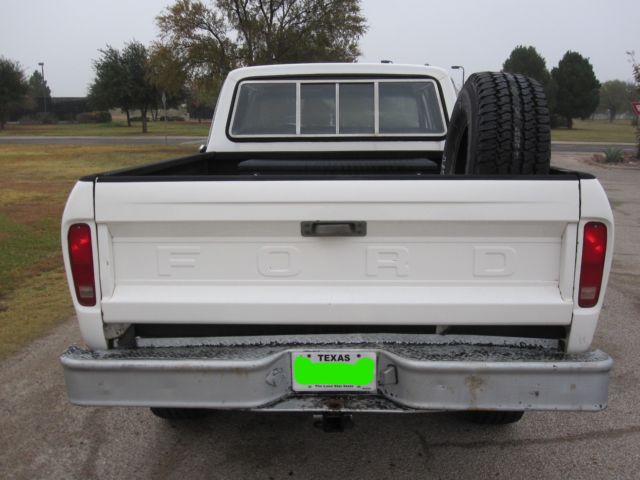 1976 Ford F-250 Custom - photo 4