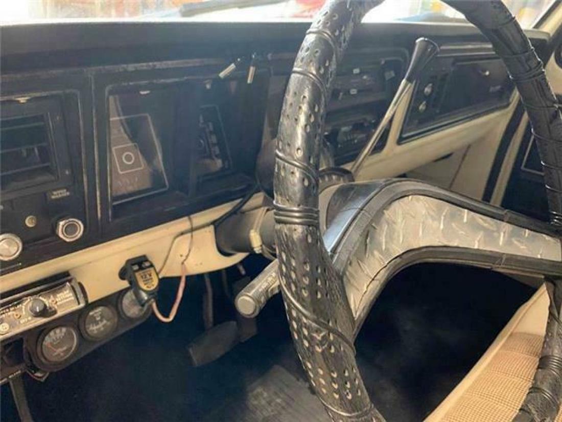 1976 Ford F-250 Super Cab Ranger Short bed Trailer Special - photo 12