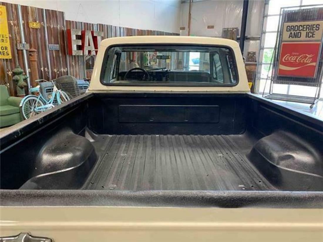 1976 Ford F-250 Super Cab Ranger Short bed Trailer Special - photo 8
