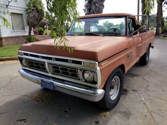 1976 Ford F-250 - photo 2