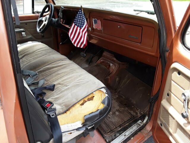 1976 Ford F-250 Custom - photo 12