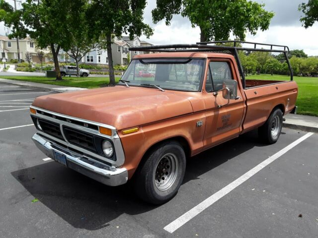 1976 Ford F-250 Custom - photo 2